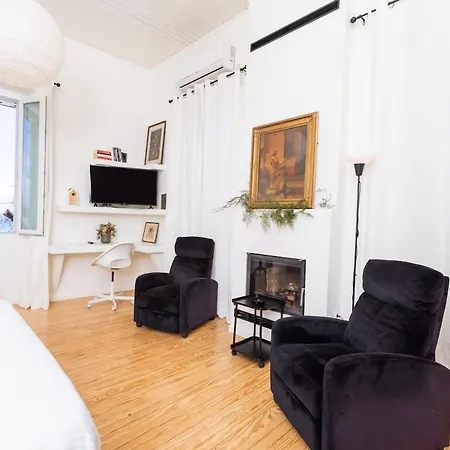 The Blondel House, Sea View